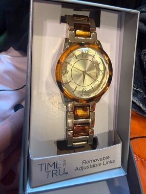NEW Time And Tru Adult Ladies Faux Tortoise Bracelet Watch